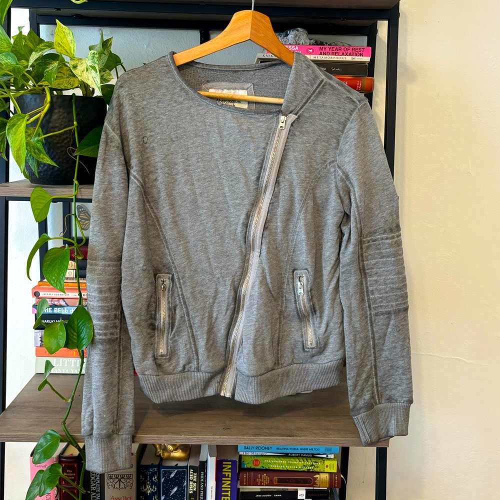 Abercrombie & Fitch Structured Sweater with Zipper and Distressed Detail